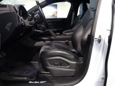 Porsche Cayenne Turbo GT