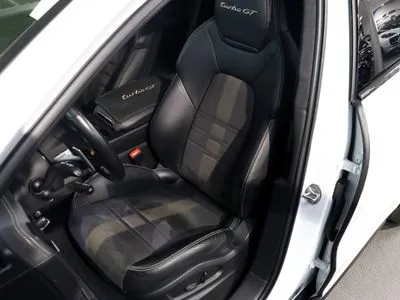 Porsche Cayenne Turbo GT