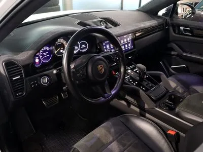 Porsche Cayenne Turbo GT