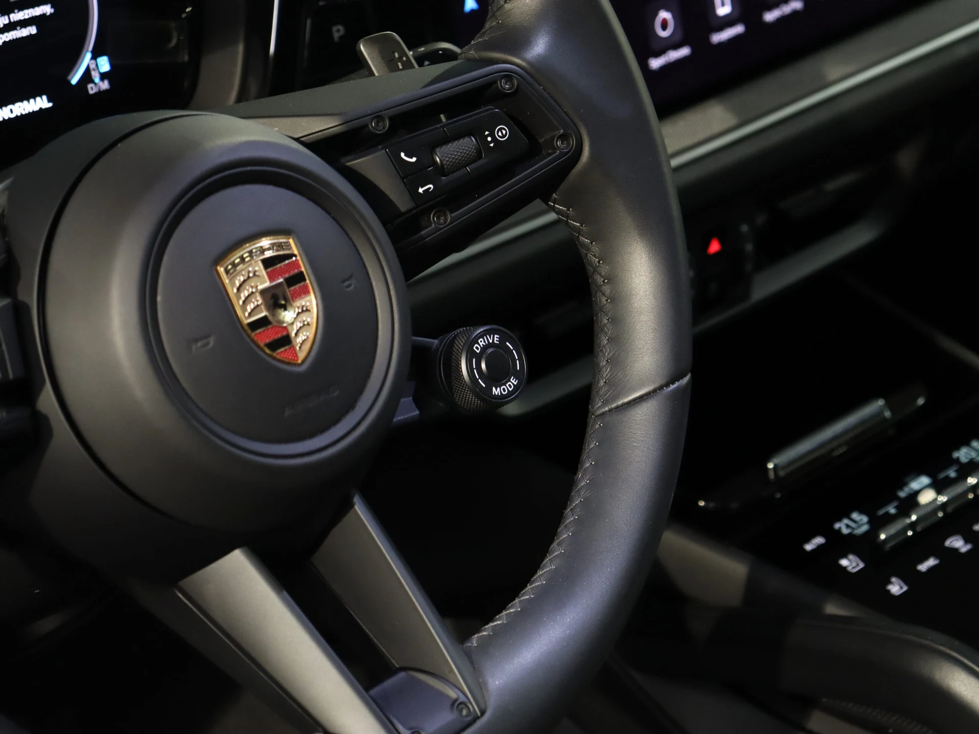 Porsche Cayenne Standard III (2017-) — zdjęcie 20