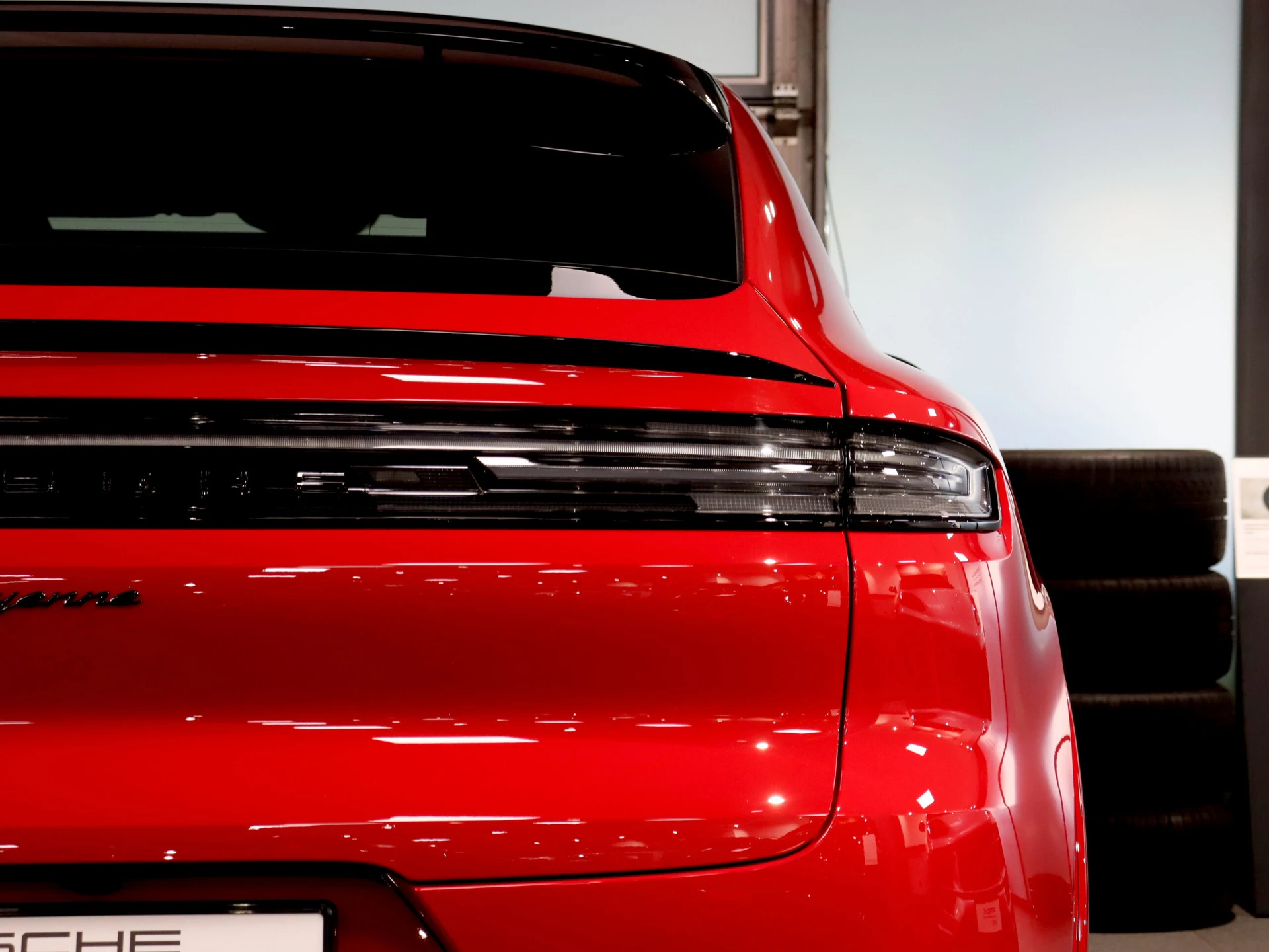 Porsche Cayenne Standard III (2017-) — zdjęcie 35