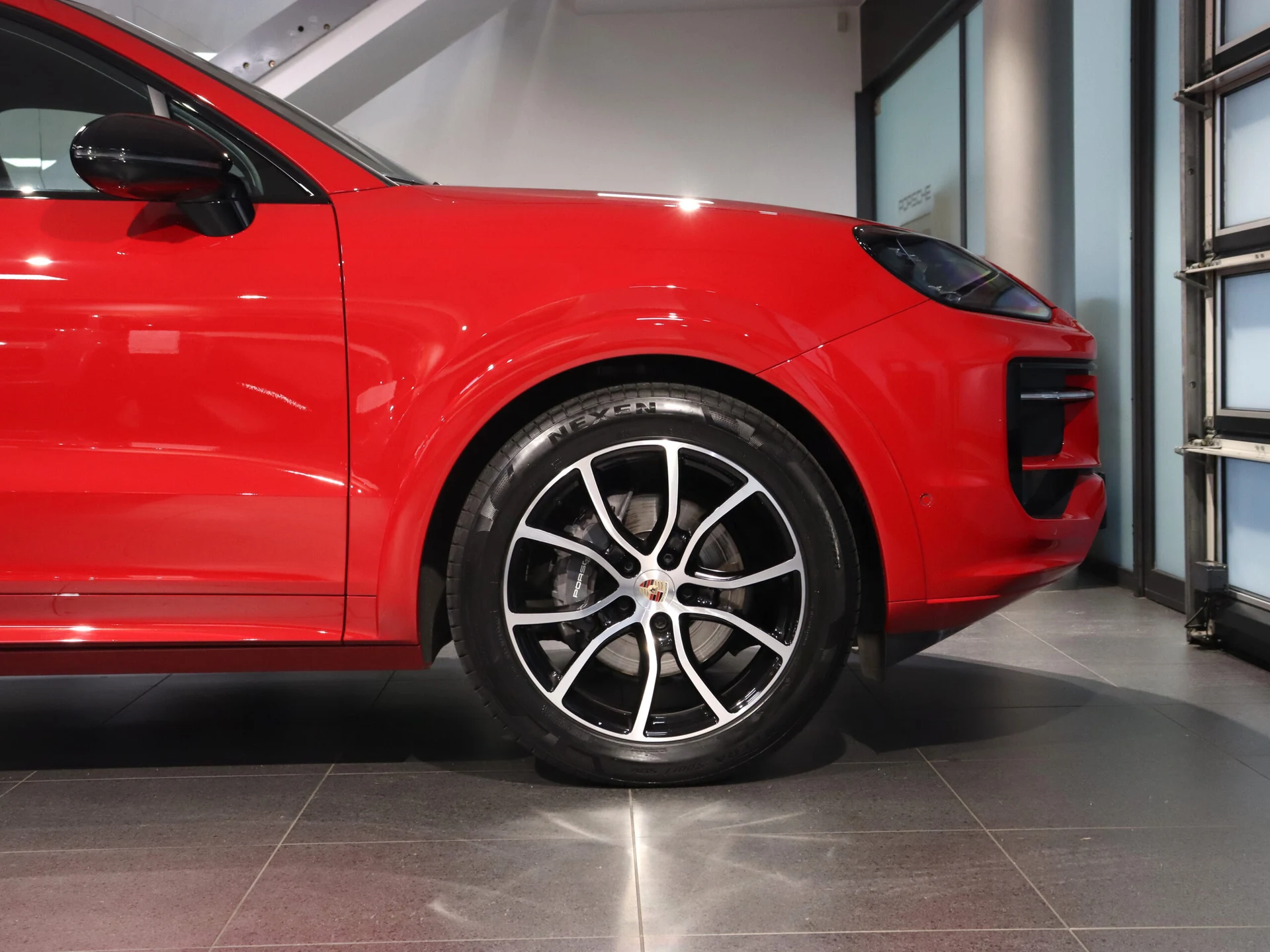 Porsche Cayenne Standard III (2017-) — zdjęcie 11