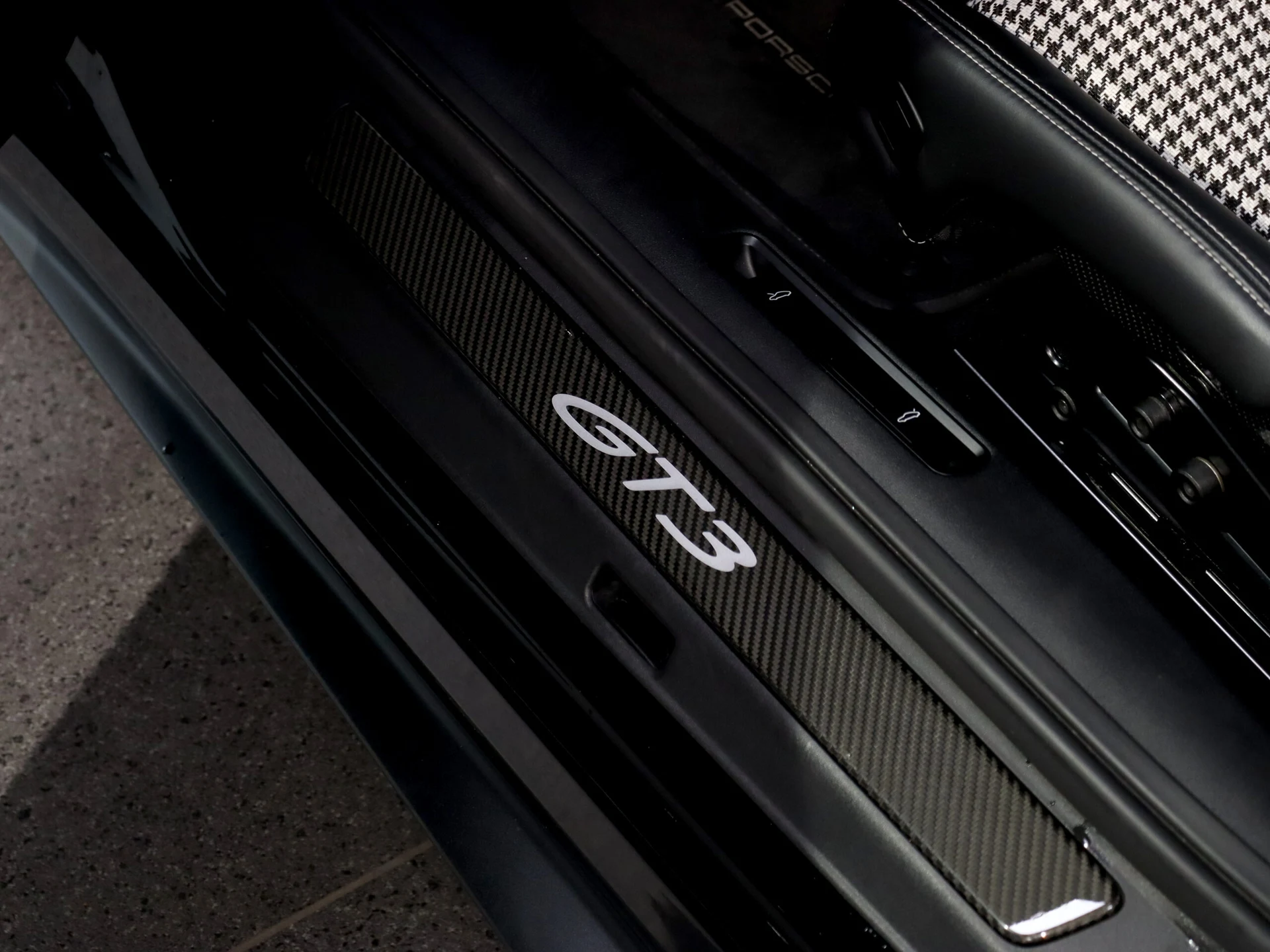 Porsche 911 GT3 PDK 992 (2019-) — zdjęcie 29