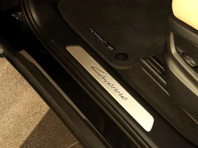 Porsche Cayenne Standard