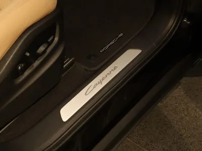 Porsche Cayenne Standard