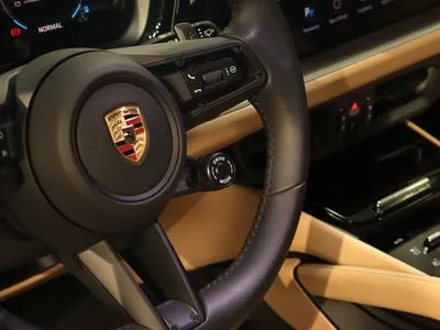Porsche Cayenne Standard