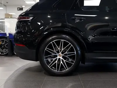 Porsche Cayenne Standard