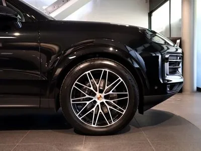 Porsche Cayenne Standard