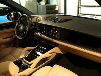 Porsche Cayenne Standard