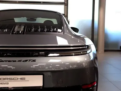 Porsche 911 Carrera T-Hybrid 4 GTS