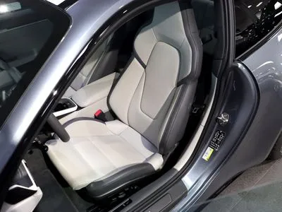 Porsche 911 Carrera T-Hybrid 4 GTS