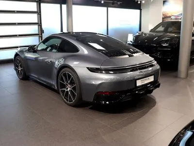 Porsche 911 Carrera T-Hybrid 4 GTS