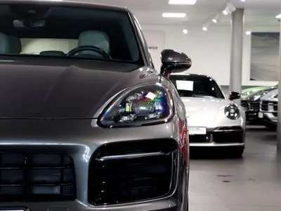 Porsche Cayenne Standard