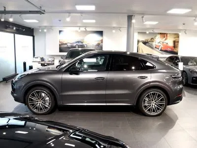 Porsche Cayenne Standard