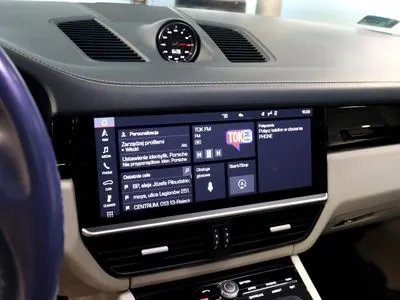 Porsche Cayenne Standard