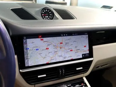 Porsche Cayenne Standard