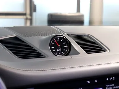 Porsche Cayenne Standard