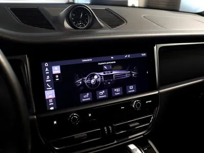 Porsche Macan Standard