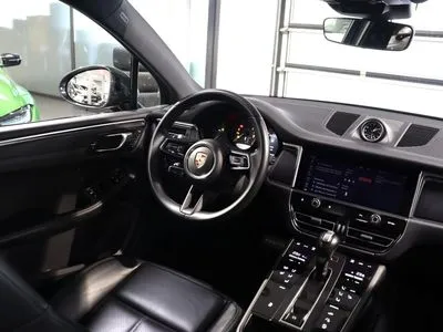 Porsche Macan Standard