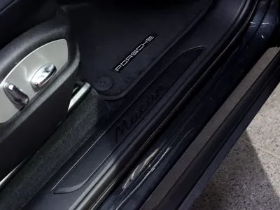 Porsche Macan Standard
