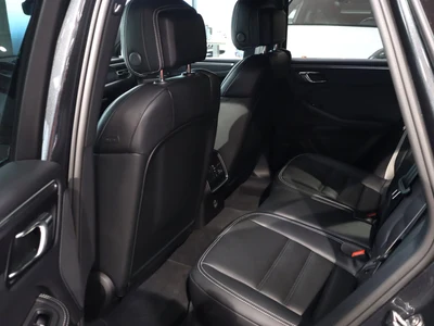 Porsche Macan T