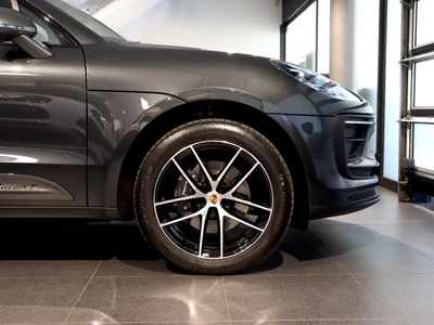 Porsche Macan T