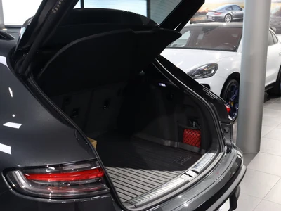 Porsche Macan T