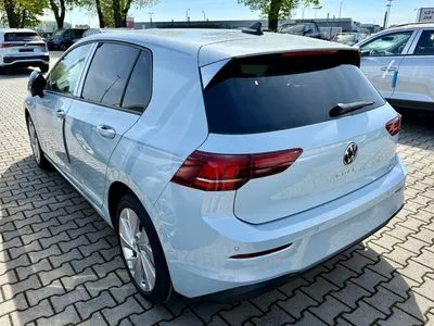 Volkswagen Golf 1.5 TSI