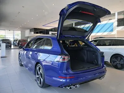 Volkswagen Golf Variant 2.0 TSI 4Motion R