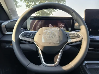 Volkswagen T-Roc 1.5 eTSI Life DSG