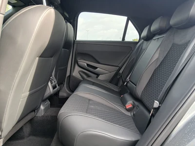 Volkswagen T-Roc 1.5 eTSI R-Line DSG