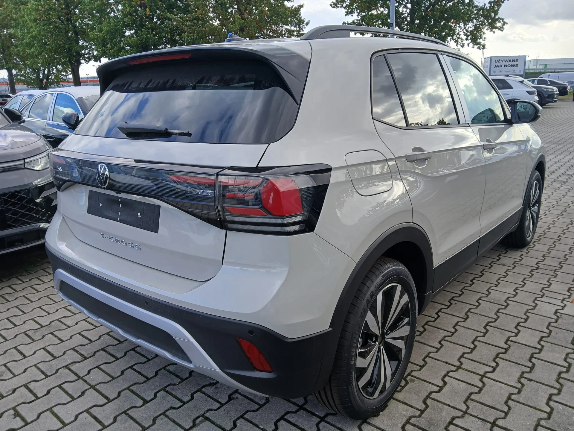 Volkswagen T-Cross 1.0 TSI Life Plus DSG — zdjęcie 4