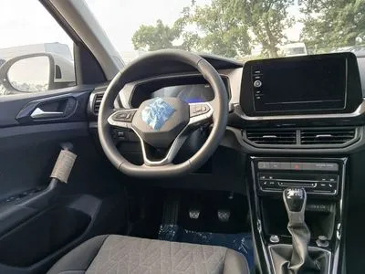Volkswagen T-Cross 1.0 TSI Life Plus