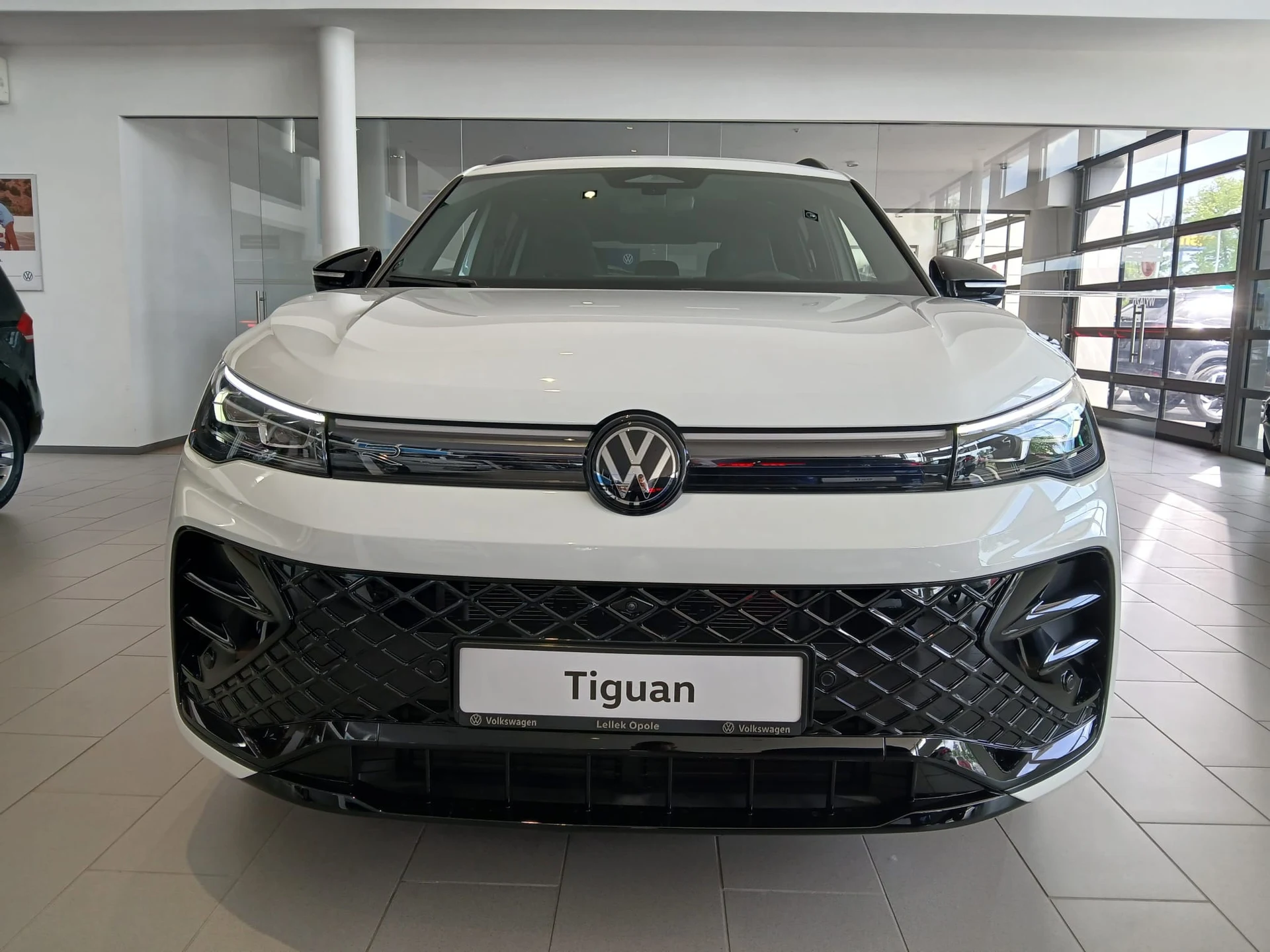 Volkswagen Tiguan 2.0 TDI 4Mot R-Line Plus DSG III (2024-) — zdjęcie 3