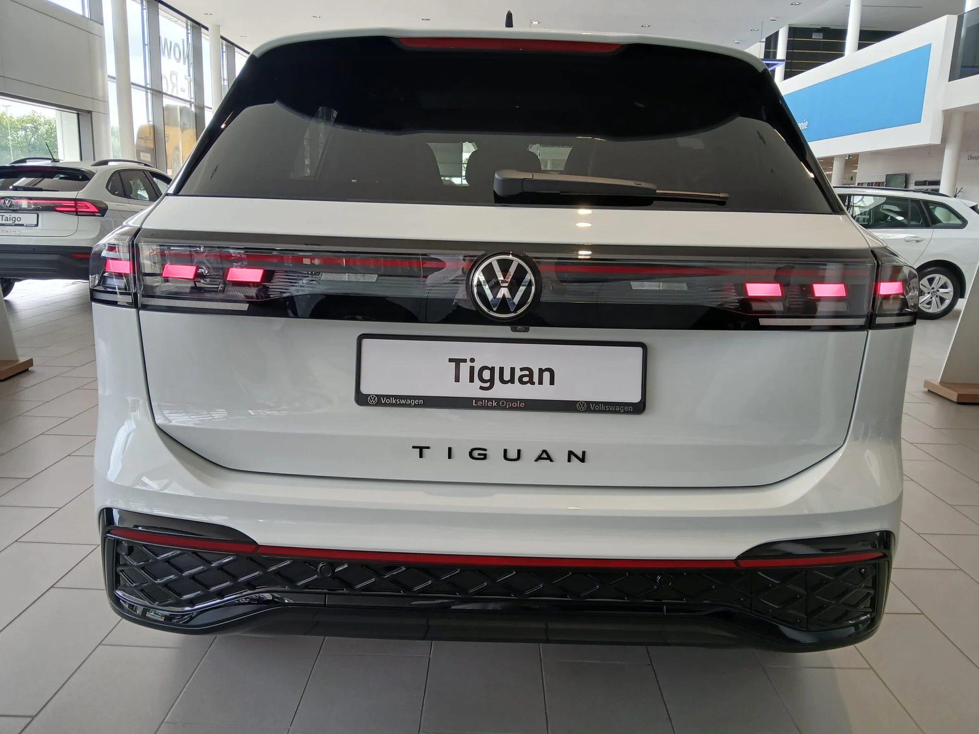 Volkswagen Tiguan 2.0 TDI 4Mot R-Line Plus DSG III (2024-) — zdjęcie 6
