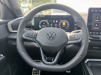 Volkswagen T-Roc 1.5 eTSI R-Line DSG