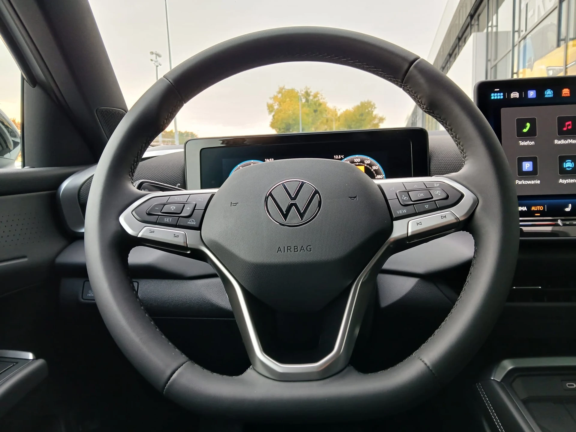 Volkswagen T-Roc 1.5 eTSI Style DSG II (2025-) — zdjęcie 12