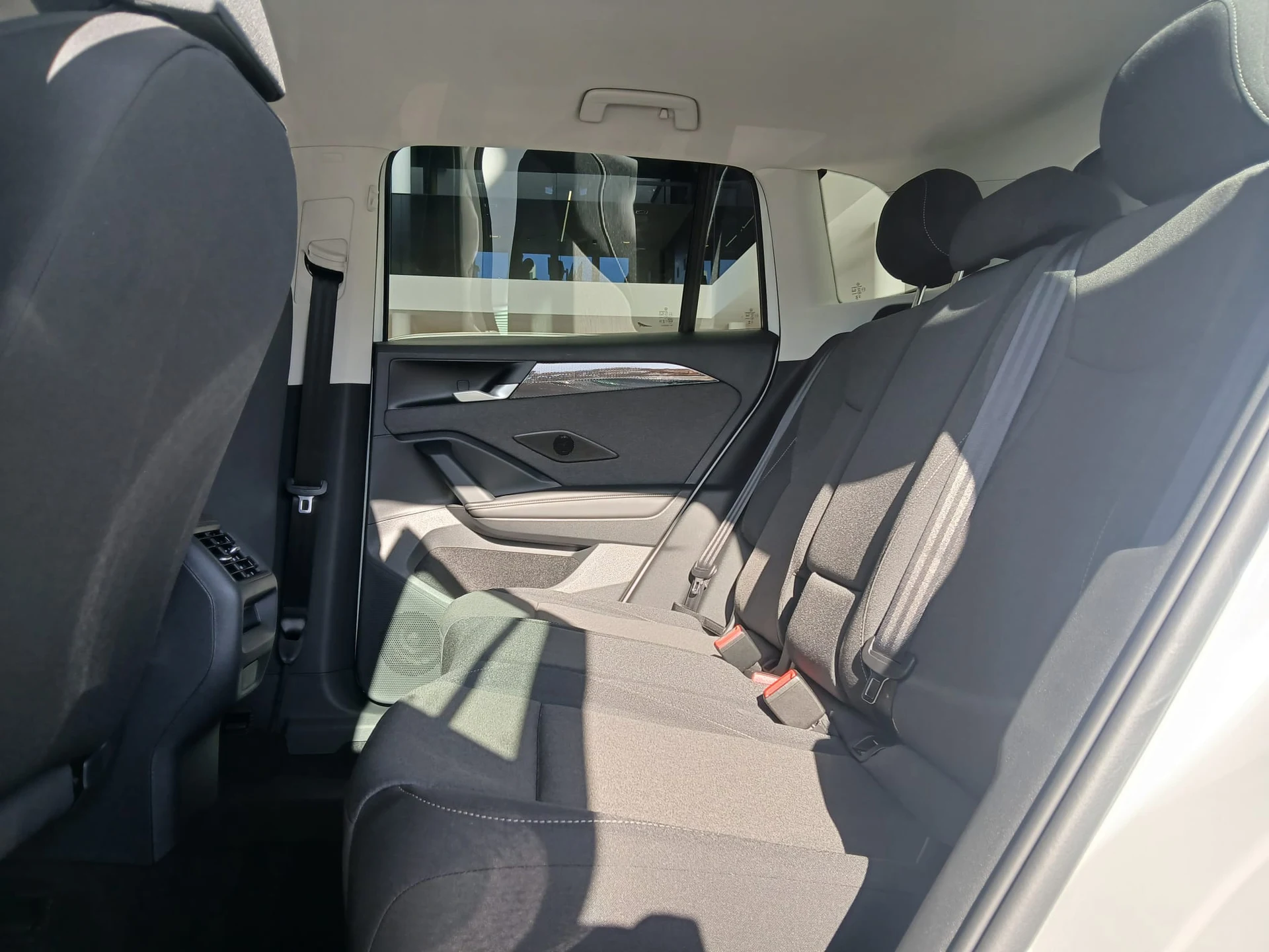 Volkswagen Tiguan 1.5 eTSI Trend DSG III (2024-) — zdjęcie 8