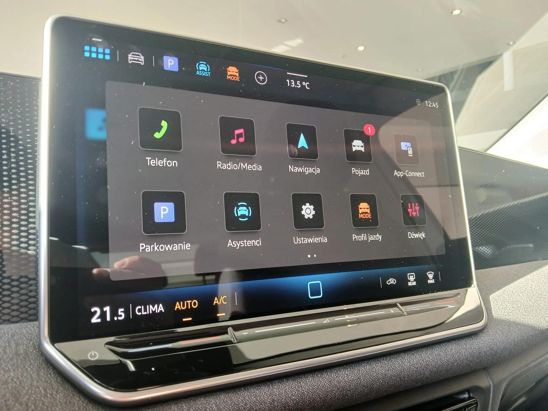 Volkswagen Tiguan 1.5 eTSI Trend DSG III (2024-) — zdjęcie 13
