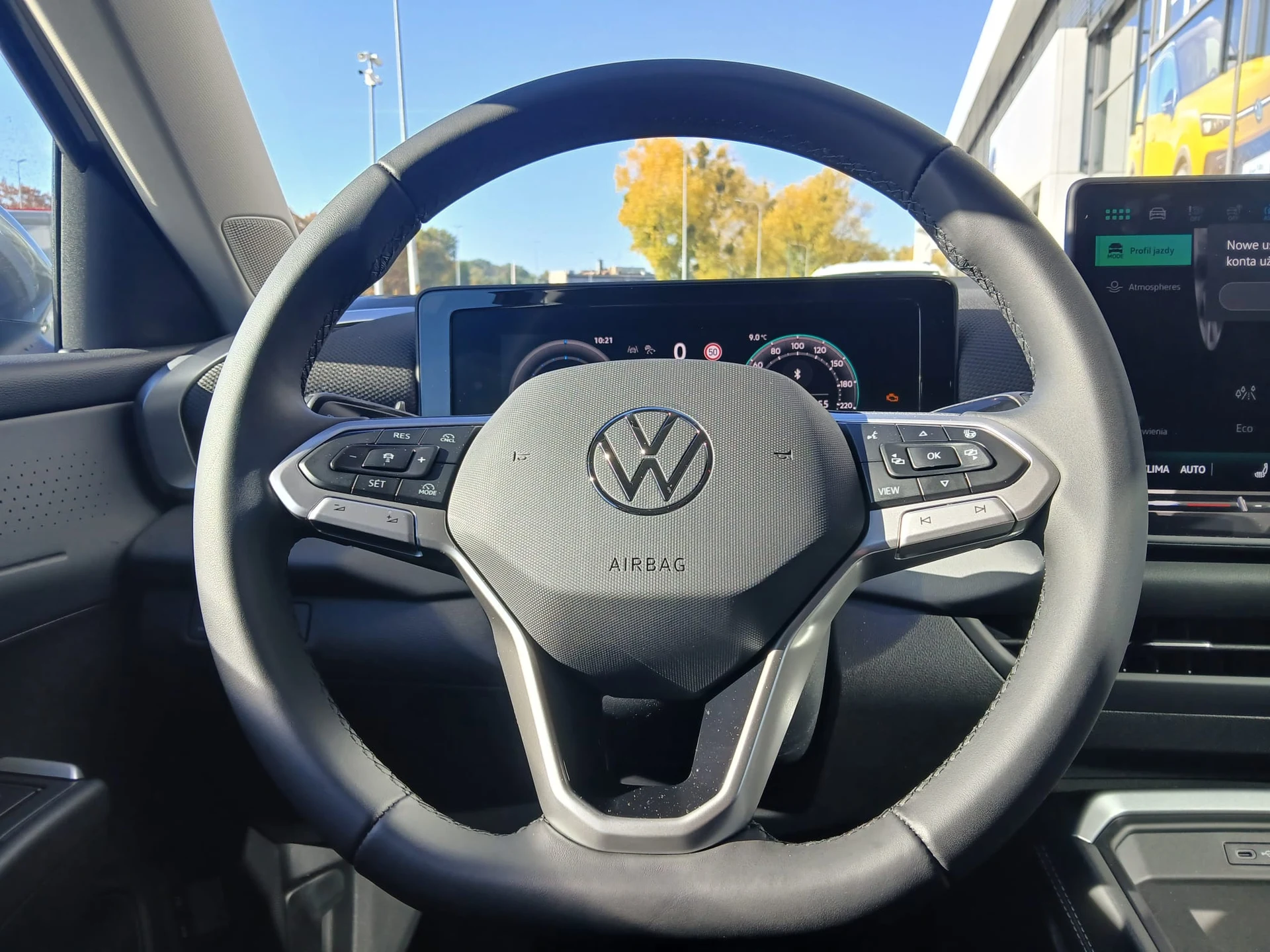 Volkswagen T-Roc 1.5 TSI HEV Style II (2025-) — zdjęcie 13