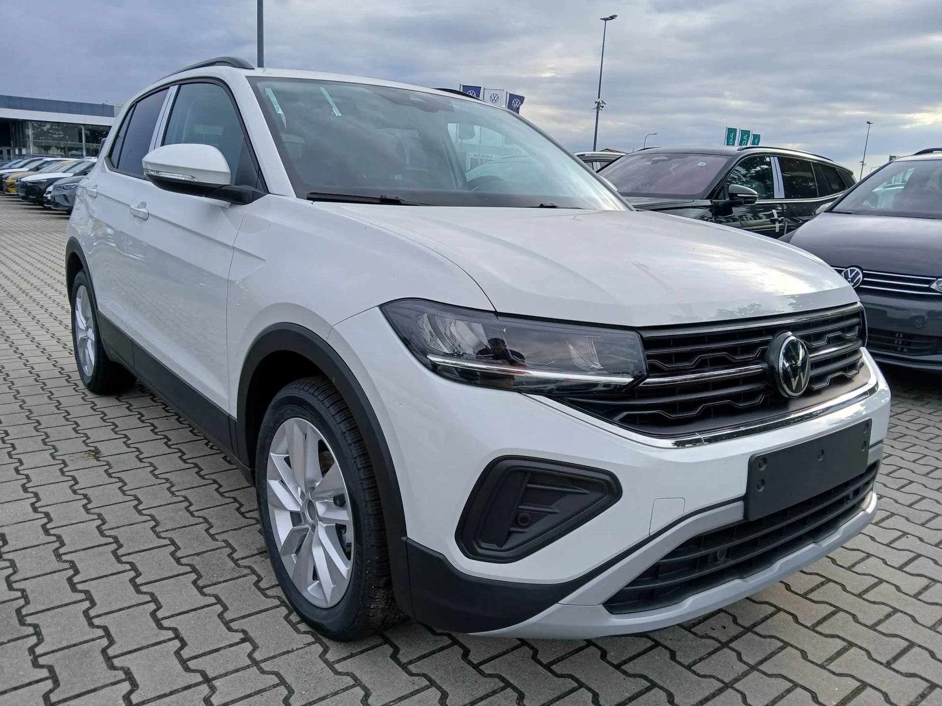 Volkswagen T-Cross 1.5 TSI ACT Life Plus DSG — zdjęcie 3