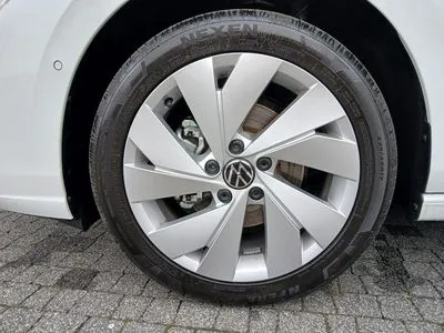 Volkswagen Golf Variant 1.5 TSI Life Plus