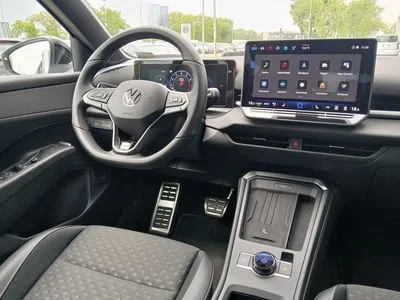 Volkswagen T-Roc 1.5 eTSI R-Line DSG