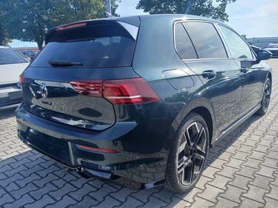 Volkswagen Golf 1.5 TSI R-Line Plus