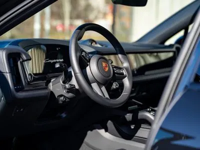 Porsche Cayenne E-Hybrid PHEV Black Edition