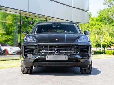 Porsche Cayenne Black Edition