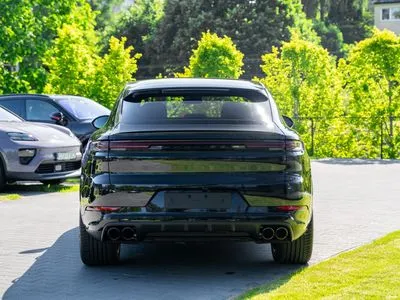 Porsche Cayenne Black Edition