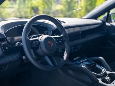 Porsche Cayenne Black Edition