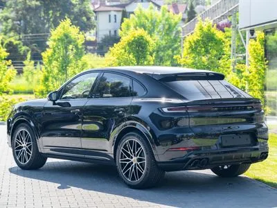 Porsche Cayenne Black Edition