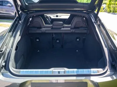 Porsche Panamera 4 E-Hybrid